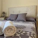 Casa cerca del centro con zonas de parking gratis